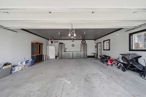 Tiny photo for 304 W Chamberlin Street, Dixon, IL 61021 (MLS # 12604869)