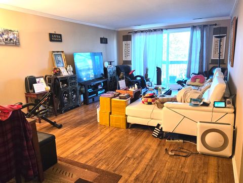 Tiny photo for 8101 W COURTE Drive #307, Niles, IL 60714 (MLS # 12475603)