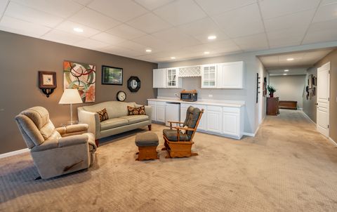 Tiny photo for 2737 Winton Court, Dundee, IL 60118 (MLS # 12546979)