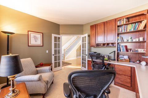 Tiny photo for 2737 Winton Court, Dundee, IL 60118 (MLS # 12546979)