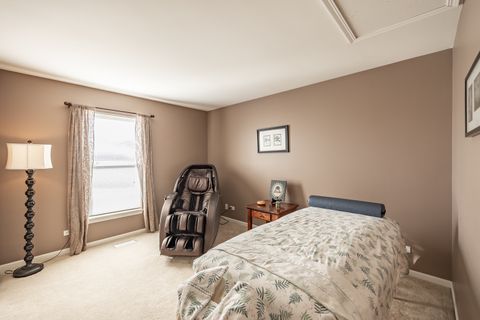 Tiny photo for 2737 Winton Court, Dundee, IL 60118 (MLS # 12546979)