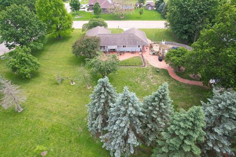 Tiny photo for 109 Selma Street, Utica, IL 61373 (MLS # 12656175)