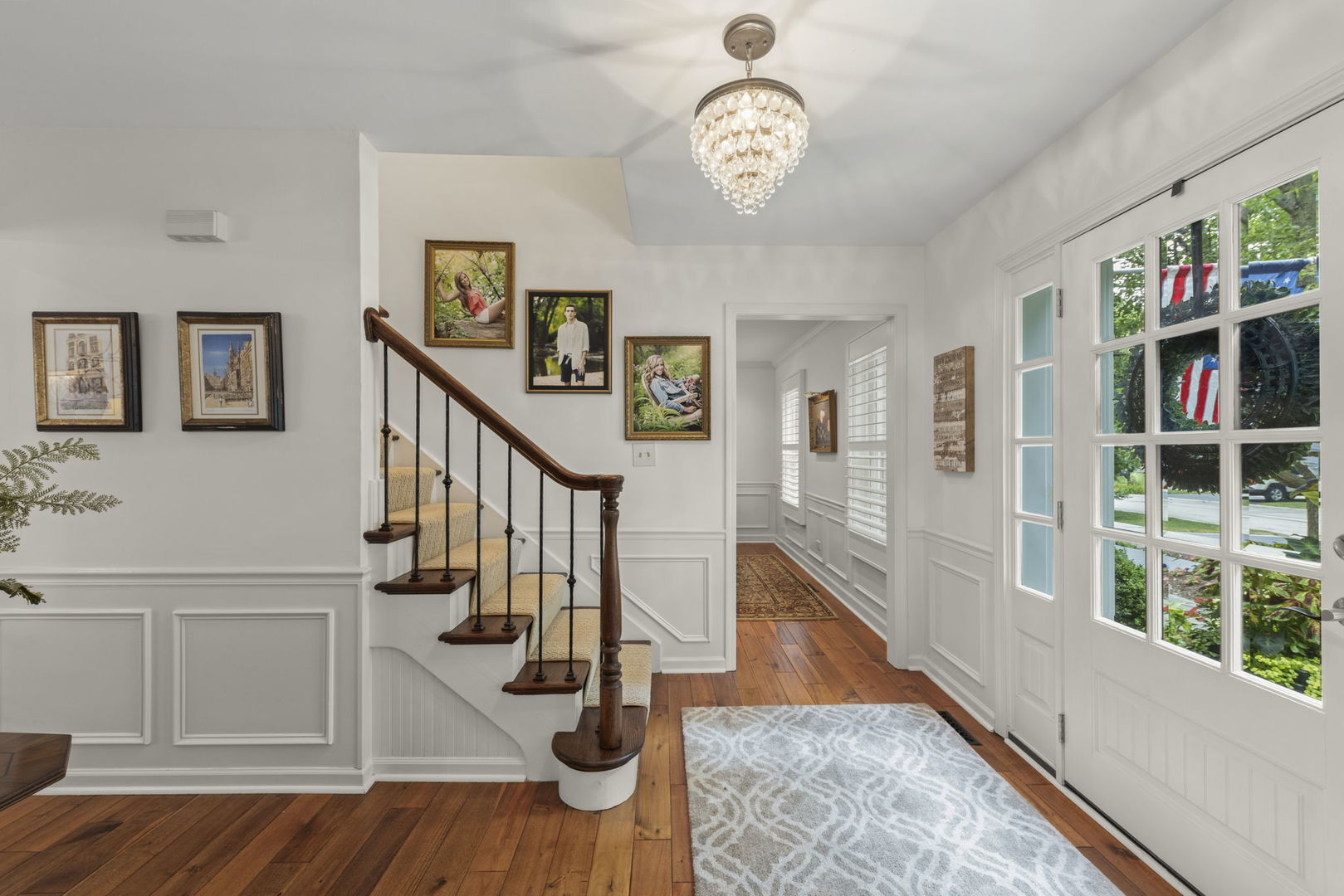 1563 Abbotsford Drive