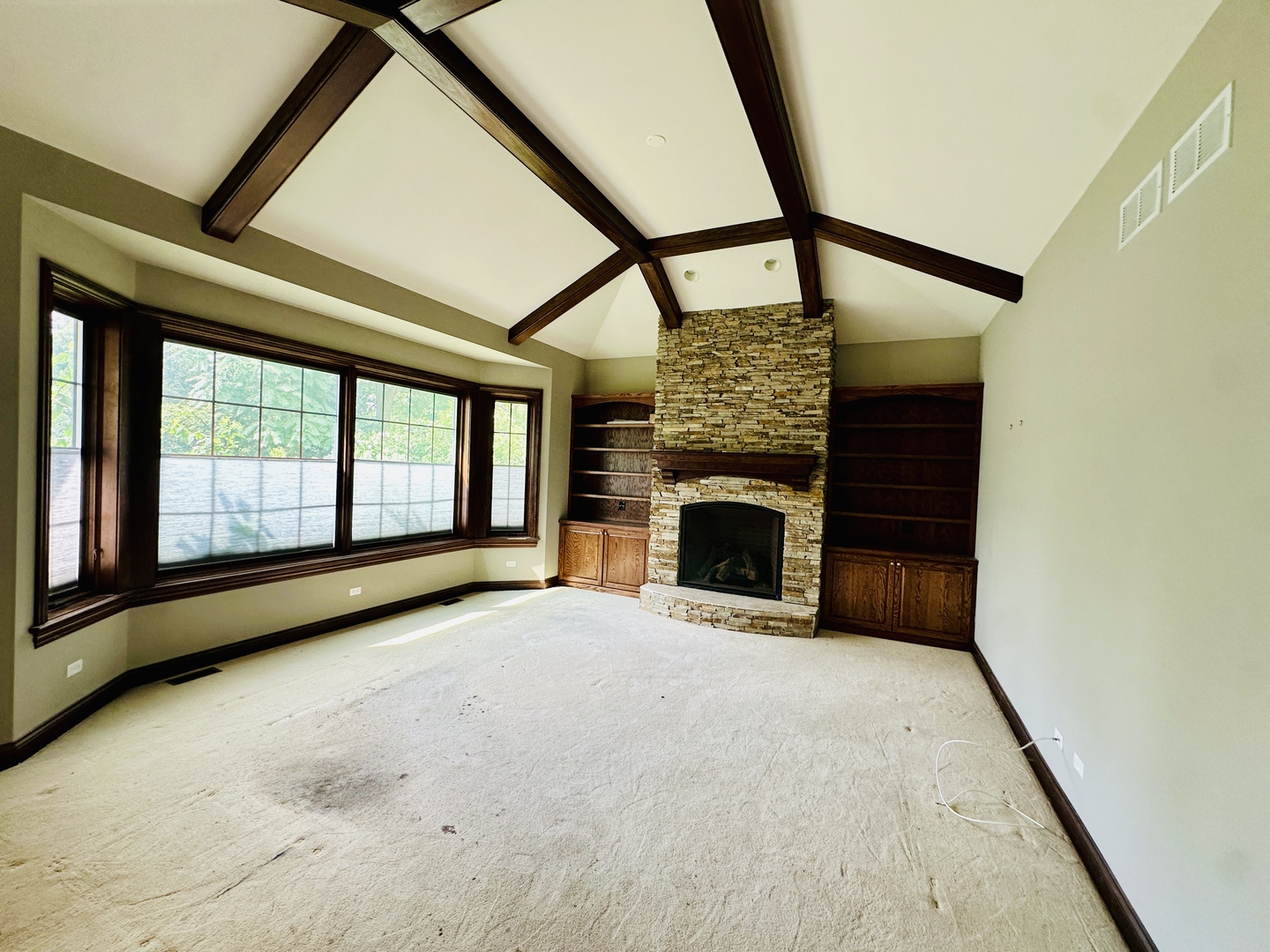 North Riverside, Illinois 60546, United States, 3 Bedrooms Bedrooms, ,3 BathroomsBathrooms,Residential,Contingent,197108