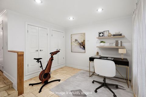 Tiny photo for 816 Hinman Avenue #4, Evanston, IL 60202 (MLS # 12454122)