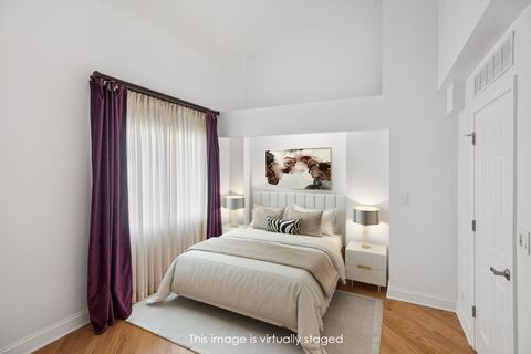 Tiny photo for 816 Hinman Avenue #4, Evanston, IL 60202 (MLS # 12454122)