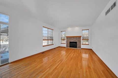 Tiny photo for 1817 BURSHIRE Court, Plainfield, IL 60586 (MLS # 12534378)