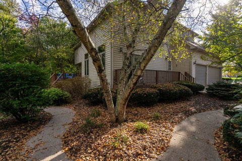 Tiny photo for 1205 LAKEVIEW Drive, Port Byron, IL 61275 (MLS # 12752029)