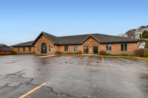 338 Memorial Drive Crystal Lake IL 60014