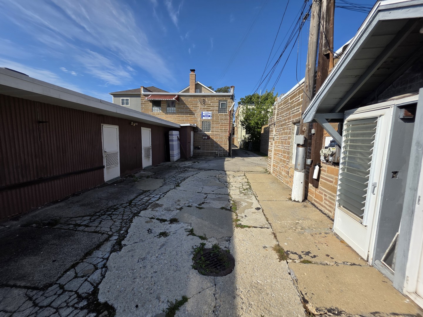 4053 N Mobile Avenue