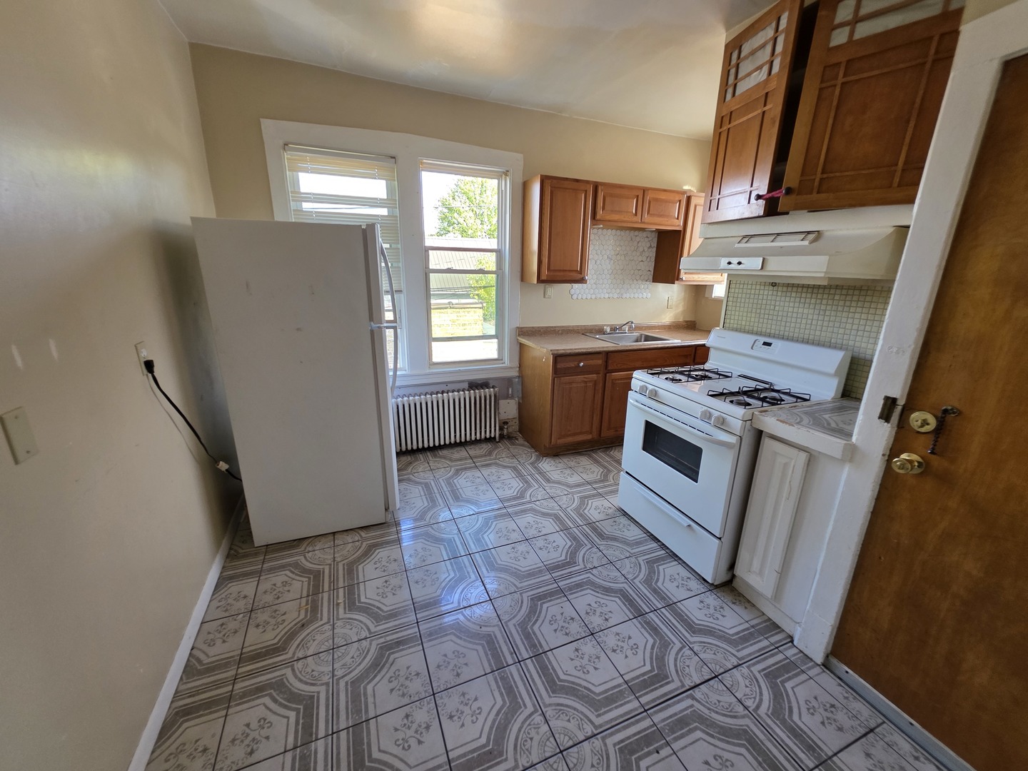 4053 N Mobile Avenue