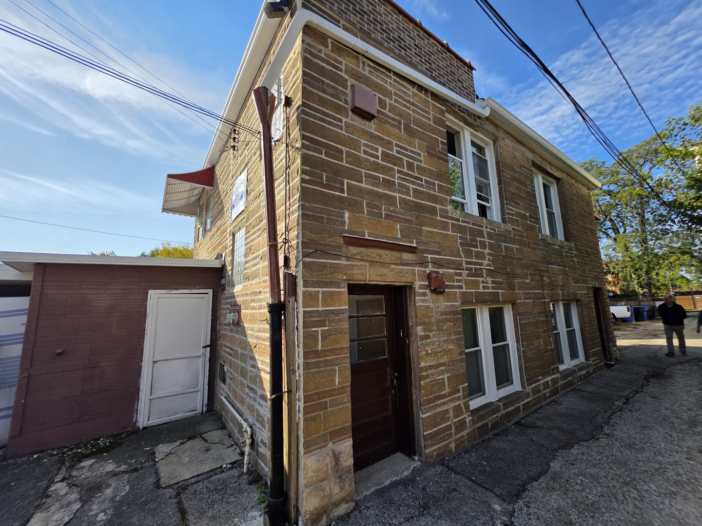 4053 N Mobile Avenue