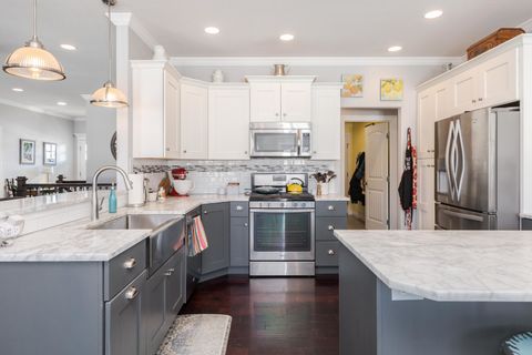 Tiny photo for 2603 Piney Run, Bloomington, IL 61705 (MLS # 12555052)