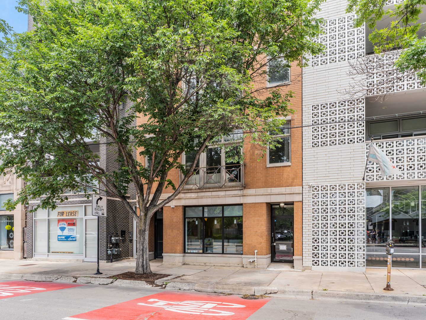 2052 W Chicago Avenue 2