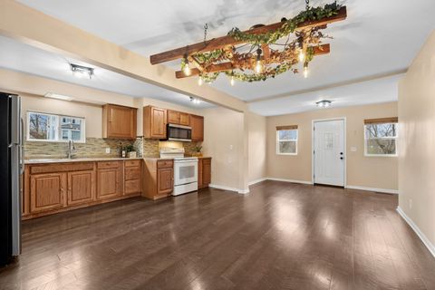 Tiny photo for 5313 Cleveland Drive, McHenry, IL 60050 (MLS # 12610673)