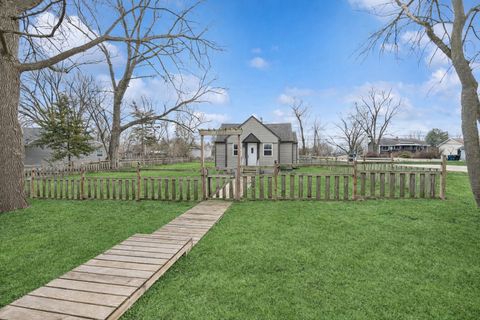 Tiny photo for 5313 Cleveland Drive, McHenry, IL 60050 (MLS # 12610673)