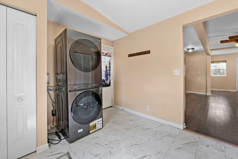 Tiny photo for 5313 Cleveland Drive, McHenry, IL 60050 (MLS # 12610673)