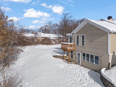 Tiny photo for 800 Ingalton Avenue, West Chicago, IL 60185 (MLS # 12519089)