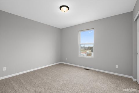 Tiny photo for 34 W Meadow Drive, Cortland, IL 60112 (MLS # 12630968)