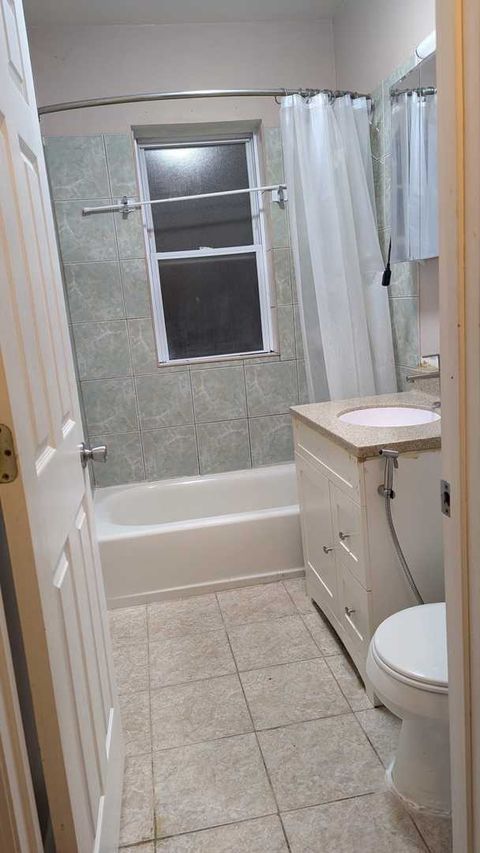 Tiny photo for 2751 W Arthur Avenue #2, Chicago, IL 60645 (MLS # 12709141)