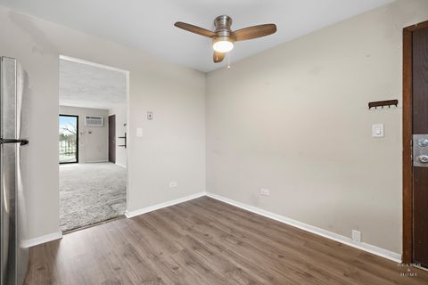 Tiny photo for 1010 Judson Street #2A, Bensenville, IL 60106 (MLS # 12530715)