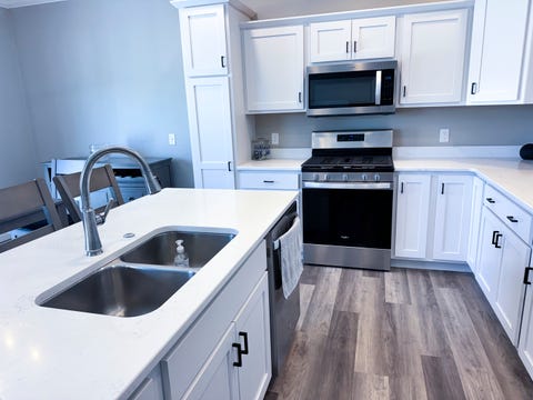 Tiny photo for 4007 Orchard Drive, Bettendorf, IA 52722 (MLS # 12637271)