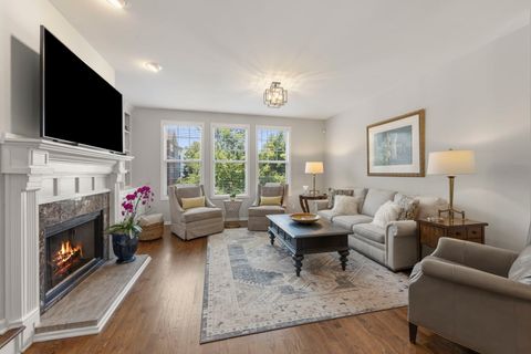 Tiny photo for 231 N West Street #0, Wheaton, IL 60187 (MLS # 12708083)