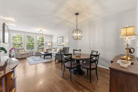 Tiny photo for 231 N West Street #0, Wheaton, IL 60187 (MLS # 12708083)