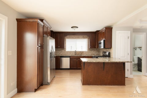 Tiny photo for 6120 W 98th Street, Oak Lawn, IL 60453 (MLS # 12748656)