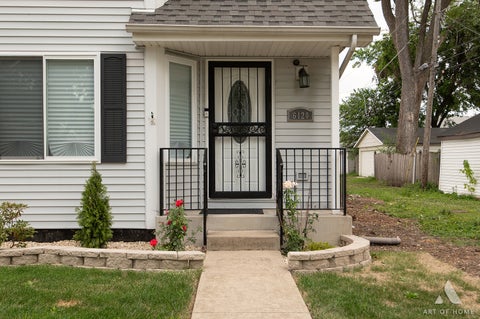 Tiny photo for 6120 W 98th Street, Oak Lawn, IL 60453 (MLS # 12748656)