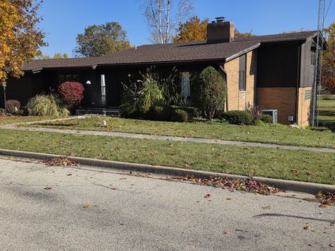 Photo of 1546 Wheeler Street, Woodstock, IL 60098 (MLS # 12460522)