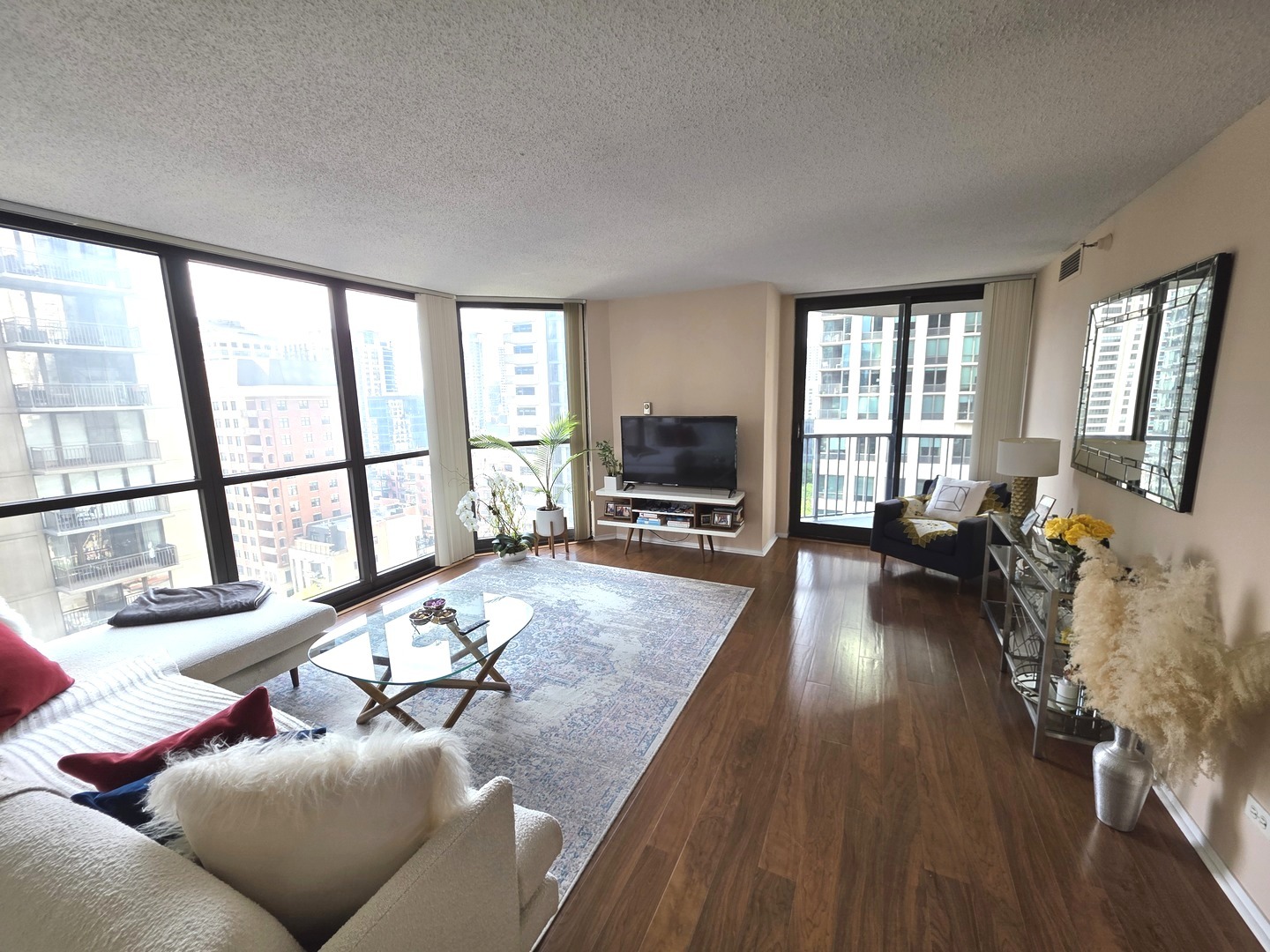 10 E Ontario Street 1508