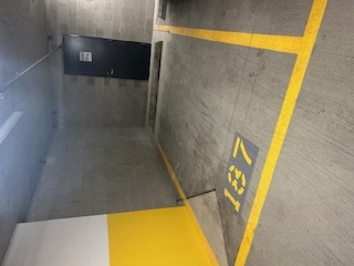 2550 N Lakeview Avenue P187