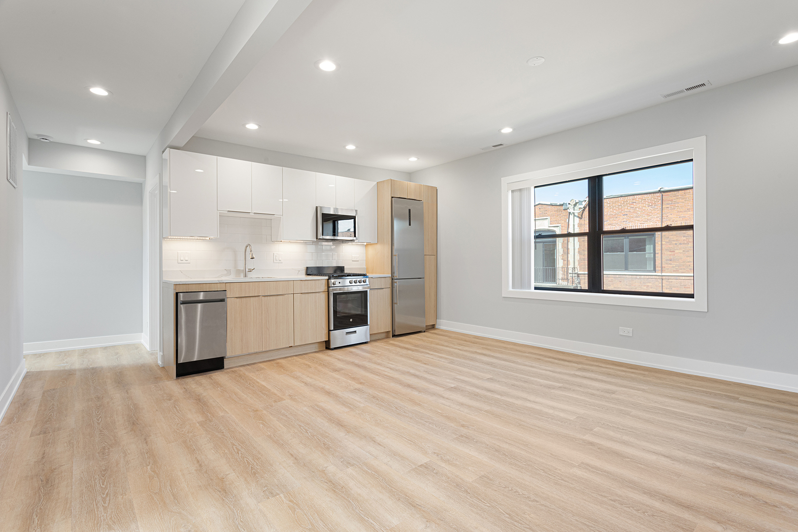 1550 W Juneway Terrace 3C