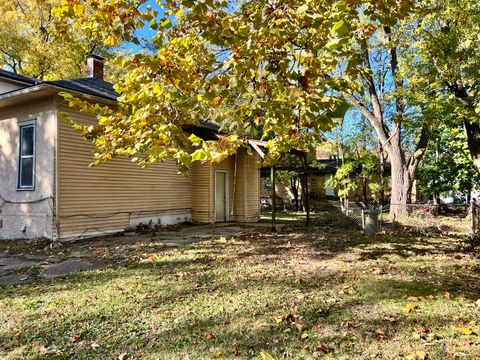 Tiny photo for 212 Hartle Avenue, Urbana, IL 61802 (MLS # 12499600)