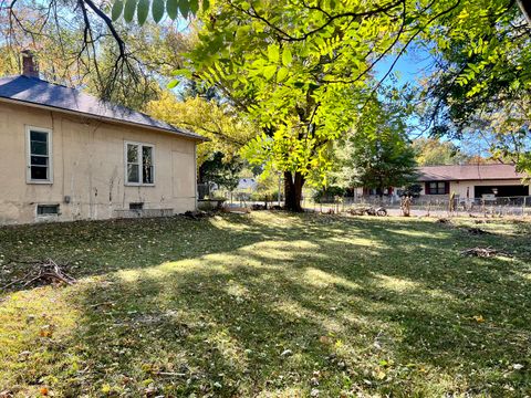 Tiny photo for 212 Hartle Avenue, Urbana, IL 61802 (MLS # 12499600)