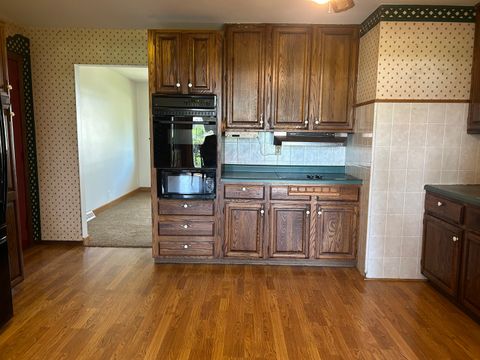 Tiny photo for 506 Parkside Drive, Sycamore, IL 60178 (MLS # 12622758)