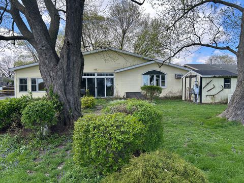 Tiny photo for 506 Parkside Drive, Sycamore, IL 60178 (MLS # 12622758)