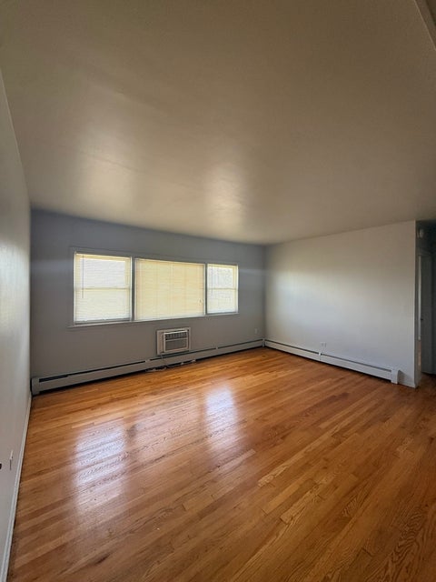 Tiny photo for 5900 Butterfield Road #9, Berkeley, IL 60163 (MLS # 12668262)