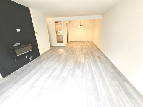 Tiny photo for 3235 S Manor Drive #306, Lansing, IL 60438 (MLS # 12482336)