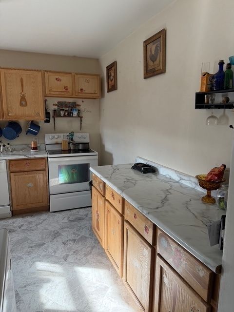 Tiny photo for 702 W Poplar Street, West Frankfort, IL 62896 (MLS # 12550660)