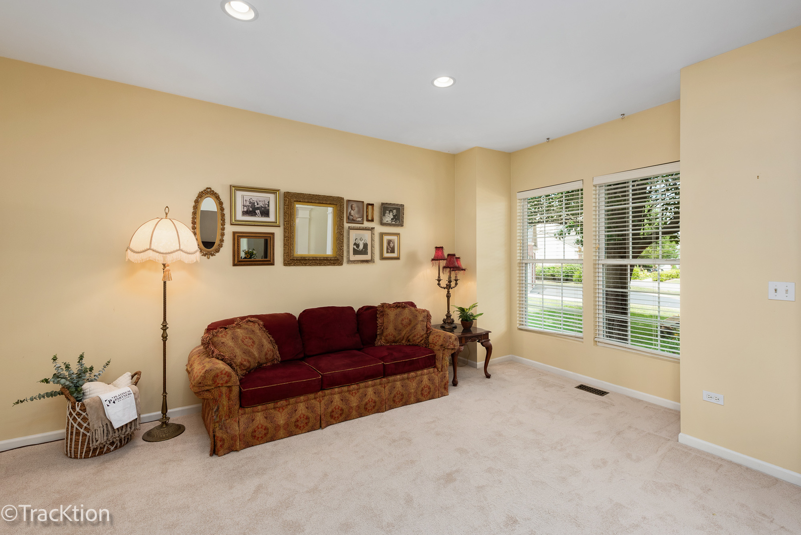 4 Marshall Ash Court