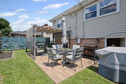 Tiny photo for 14112 S Saginaw Avenue S, Burnham, IL 60633 (MLS # 12438461)