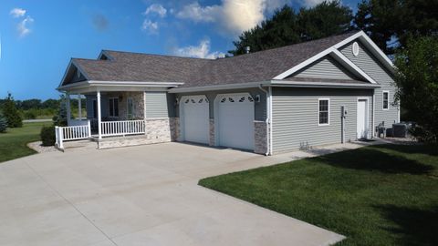 Tiny photo for 112 North Street, Crescent City, IL 60928 (MLS # 12381755)
