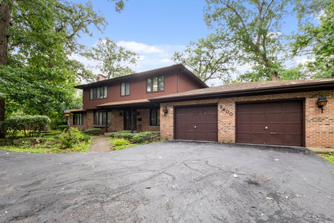 Photo of 3400 Parthenon Way, Olympia Fields, IL 60461 (MLS # 12728166)