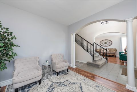 Tiny photo for 1650 Natures Way, Lindenhurst, IL 60046 (MLS # 12538917)