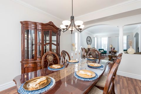 Tiny photo for 1650 Natures Way, Lindenhurst, IL 60046 (MLS # 12538917)