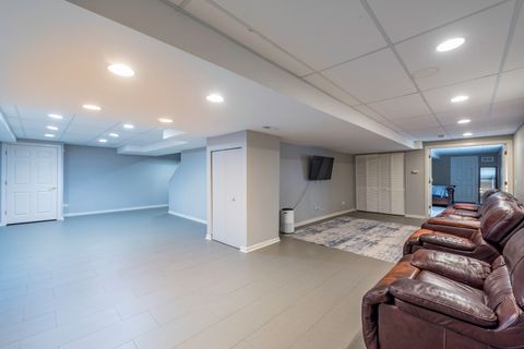 Tiny photo for 1650 Natures Way, Lindenhurst, IL 60046 (MLS # 12538917)