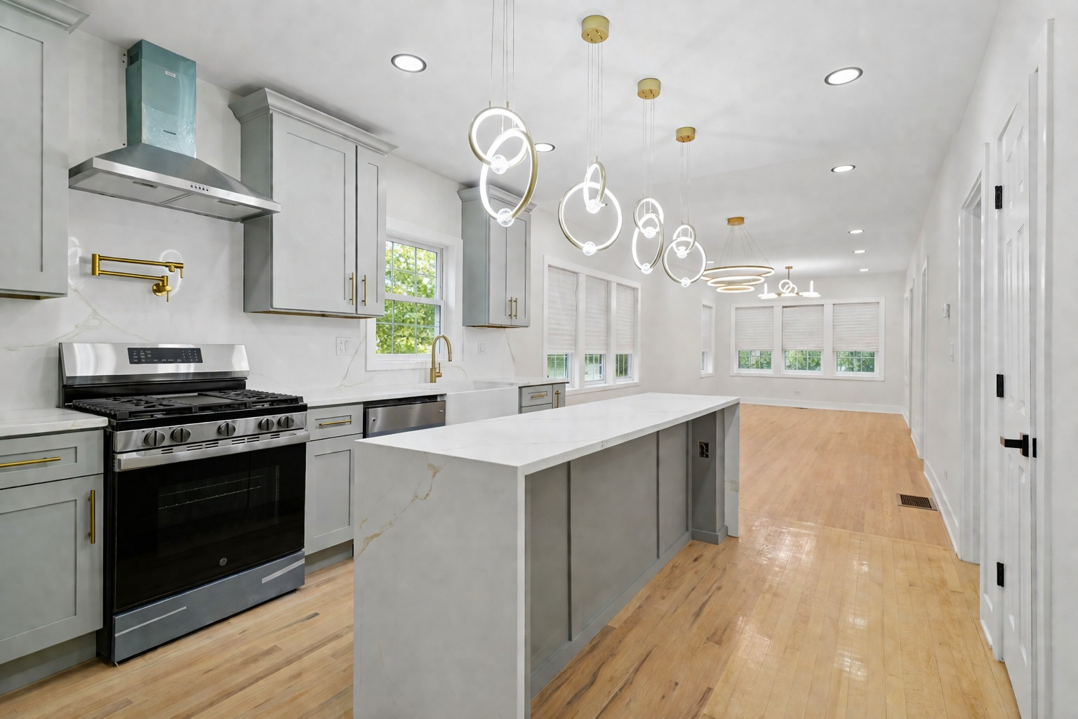 5218 W 55th Street