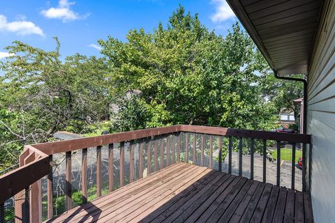 Tiny photo for 1715 Cedarbrook Court, Sycamore, IL 60178 (MLS # 12453277)